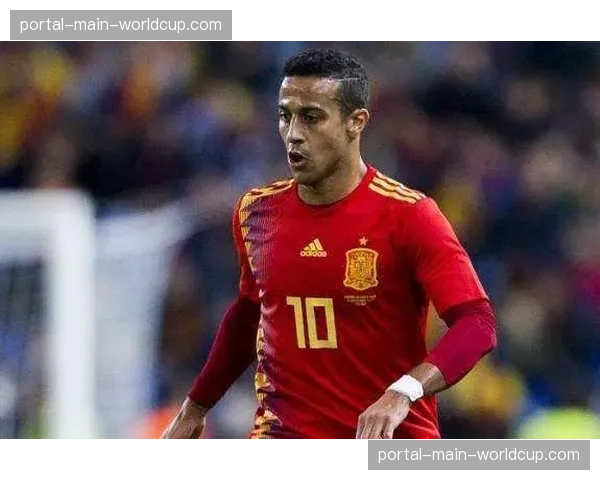 深度报道：从拉玛西亚到诺坎普，16岁新星洛佩斯的一线队首秀之路